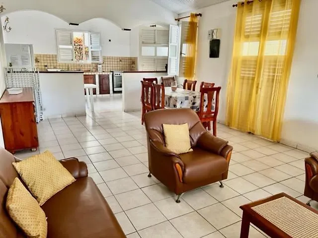 Cloison Du Bonheur Villa Le Lamentin Holiday home