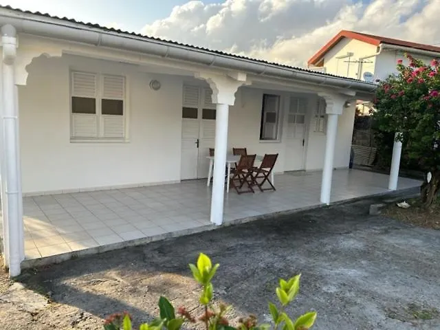 Hébergement de vacances Villa Cloison Du Bonheur à Le Lamentin Martinique
